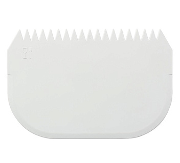 Скребок кондитерский 14,5*9,5 см. жесткий /1/